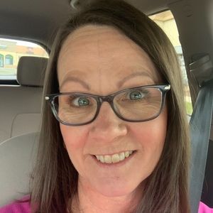 Meet your Posher, Tami